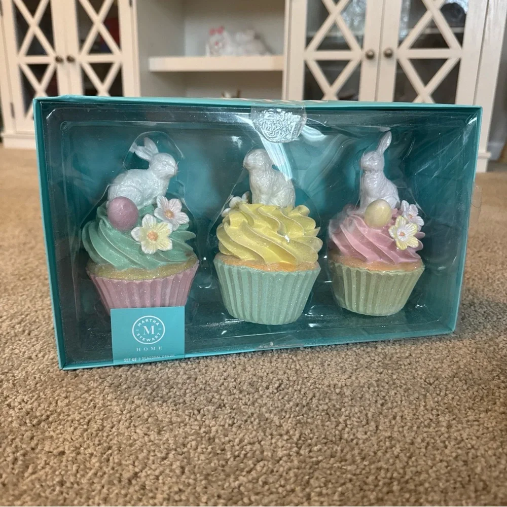 MARTHA STEWART Pastel Easter Bunny Faux Cupcakes Tier Tray Decor